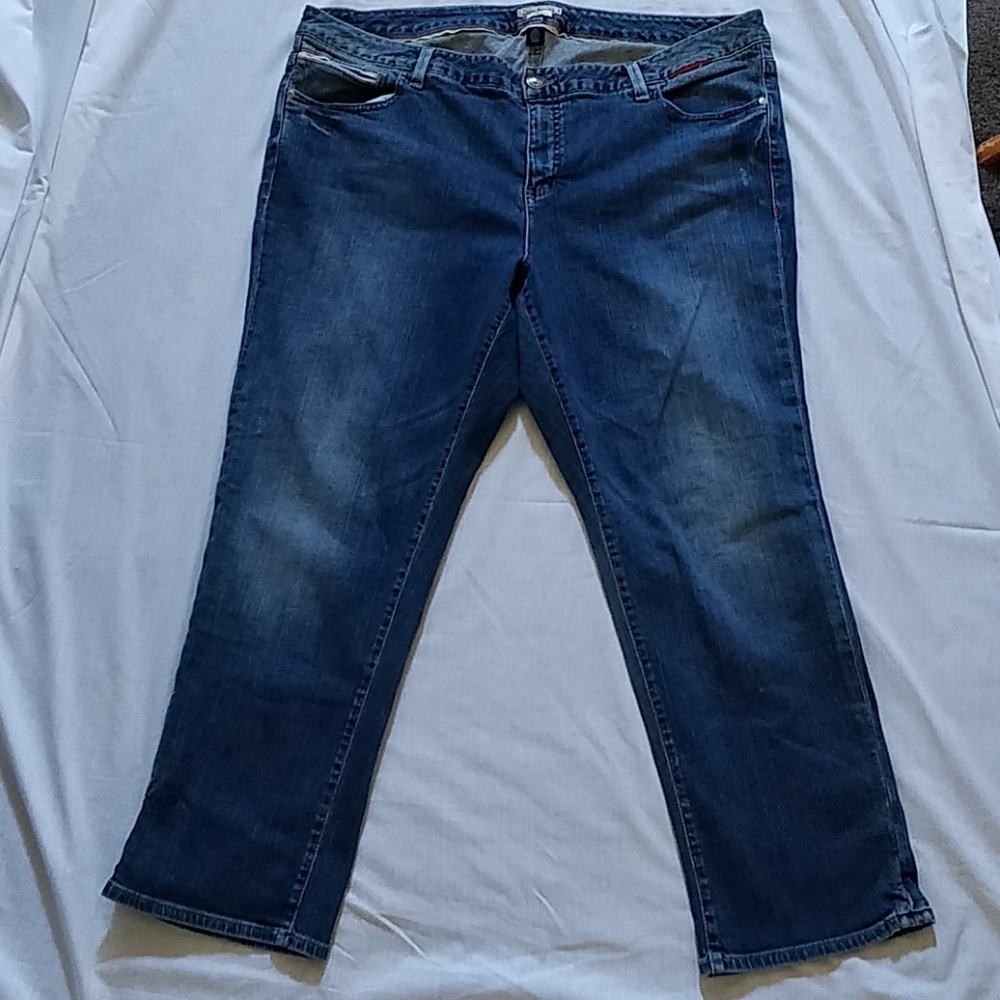 Tommy Hilfiger